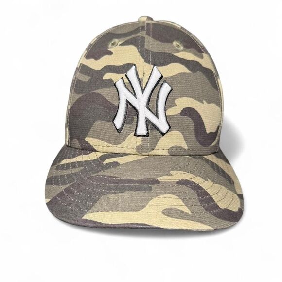 NY Yankees New Era Camo 2021 Armed Forces Day On-Field 59FIFTY Fitted 7-1/8 - Picture 1 of 6